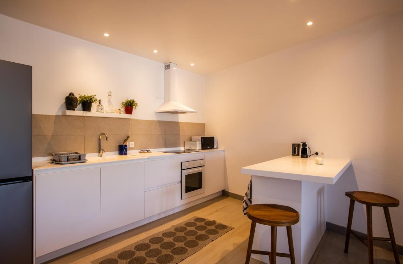 Stunning New Apartment With View Of Orient Bay Quarter of Orleans 외부 사진
